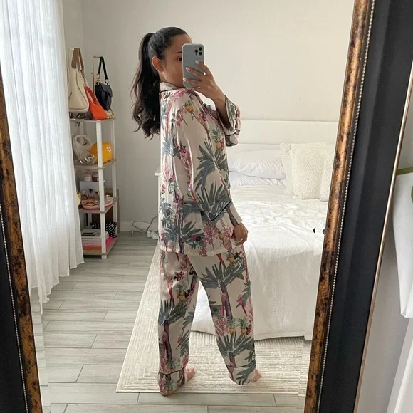 LOBO ROSA Parrot & Palm Tree PJ Set - Picture 4 of 4